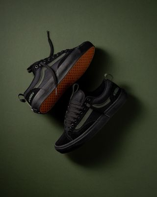 Najlepší darček 🎁 pod stromček 🎄pre skatera 🛹 sú kvalitné tenisky 👟 Vans x Atiba Jefferson 🧡 Najočakávanejšia kolekcia...